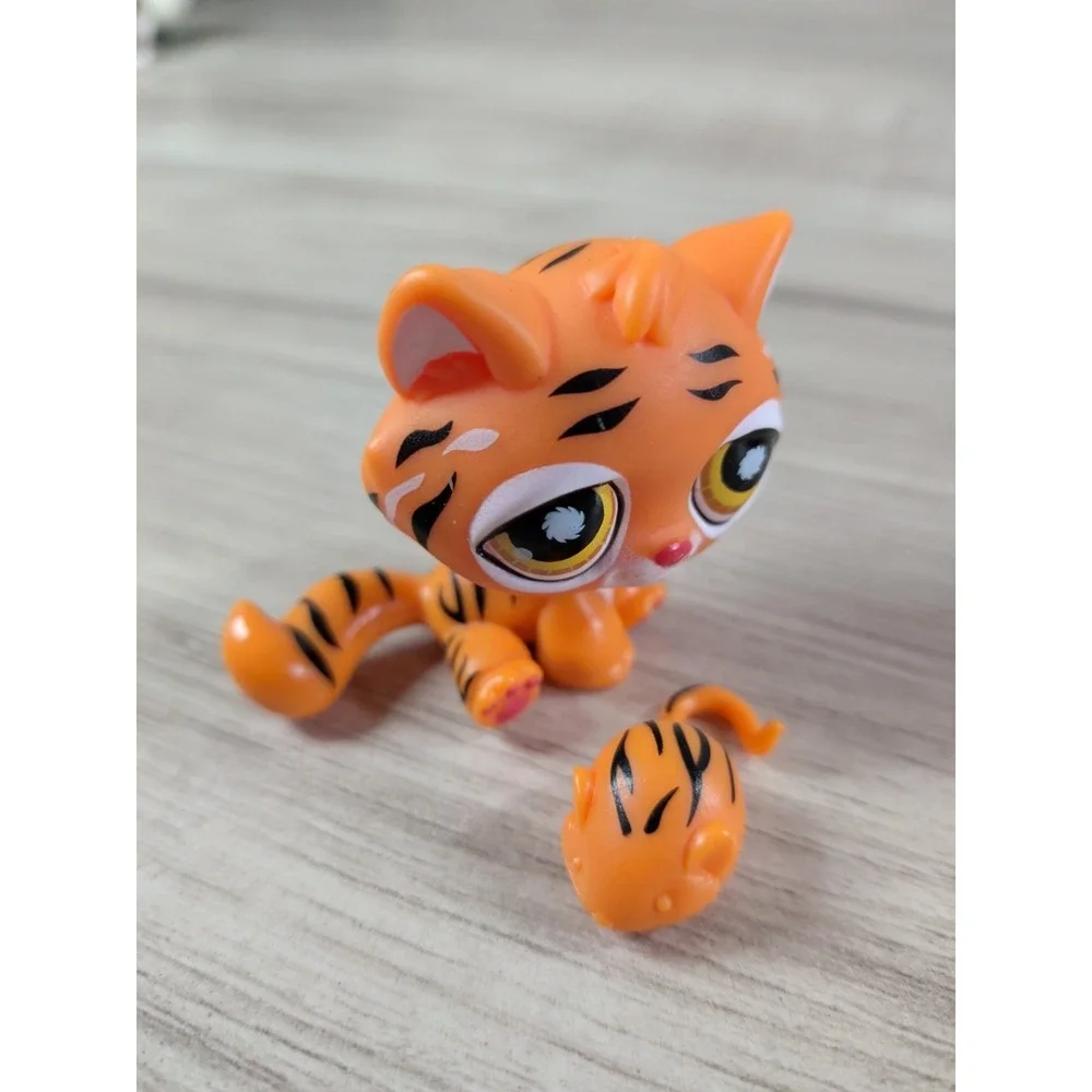 Hasbro littlest pet